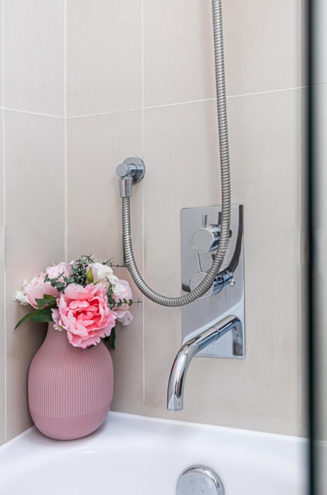 Exceptional 2 Bed Boutique In Дом отдыха